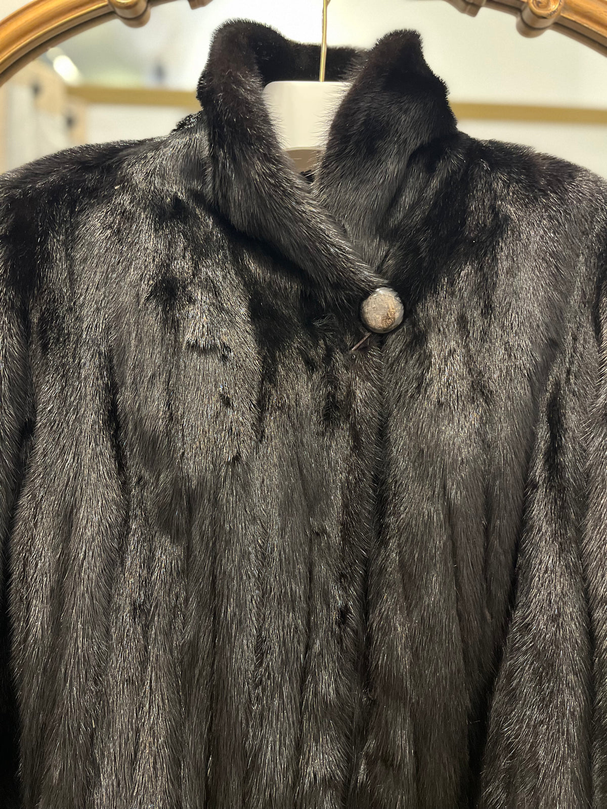 Black Mink Medium/Large