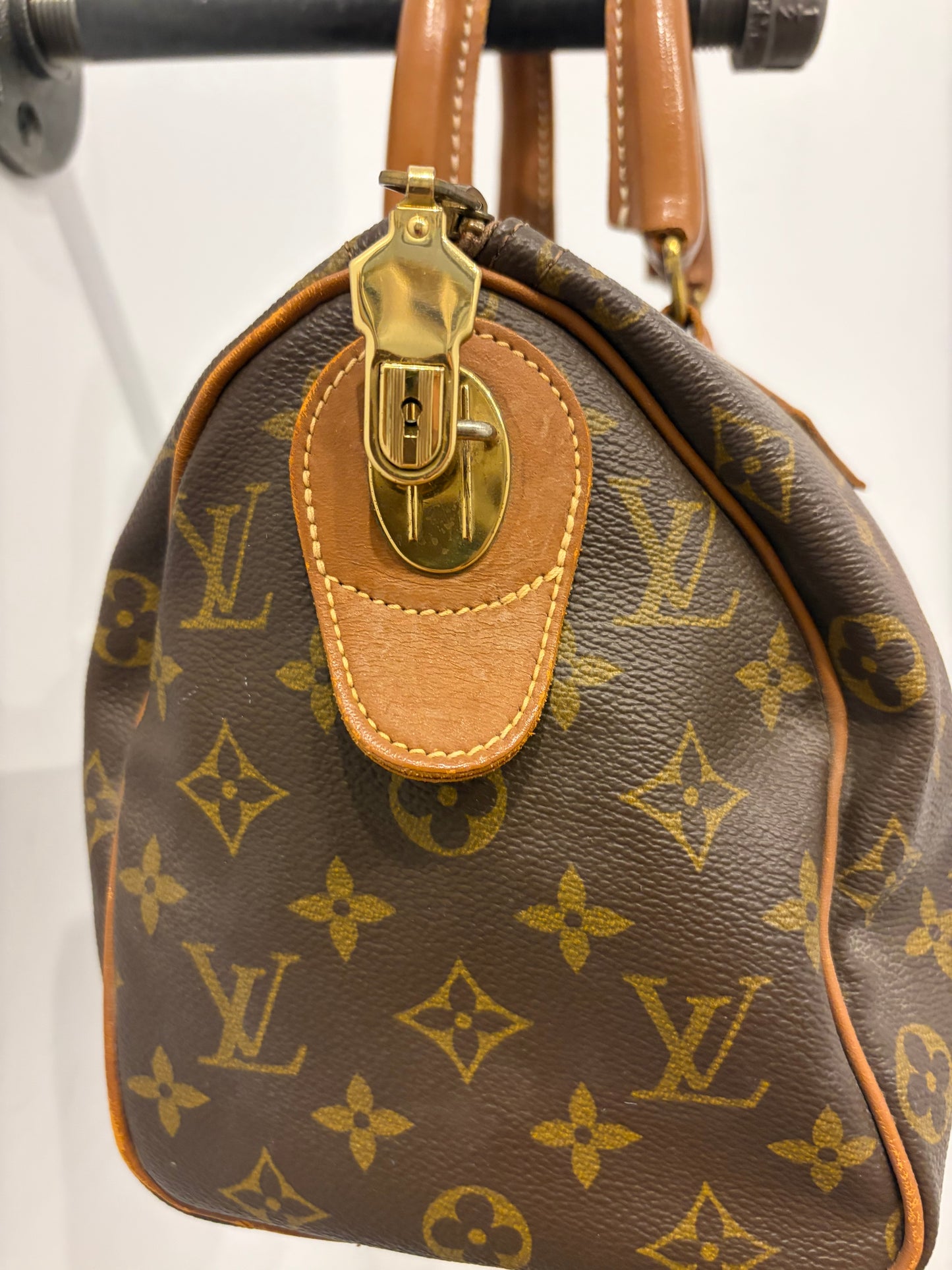 Louis Vuitton Vintage French Speedy 30 c. 1970's