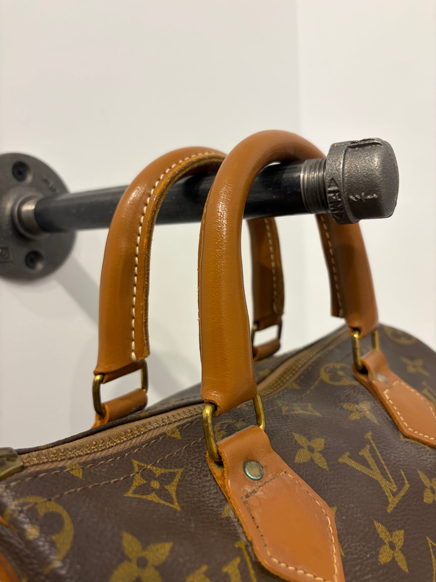 Louis Vuitton Vintage French Speedy 30 c. 1970's