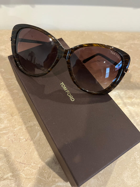 Tom Ford Linda Striped Oversized Gradient Lens