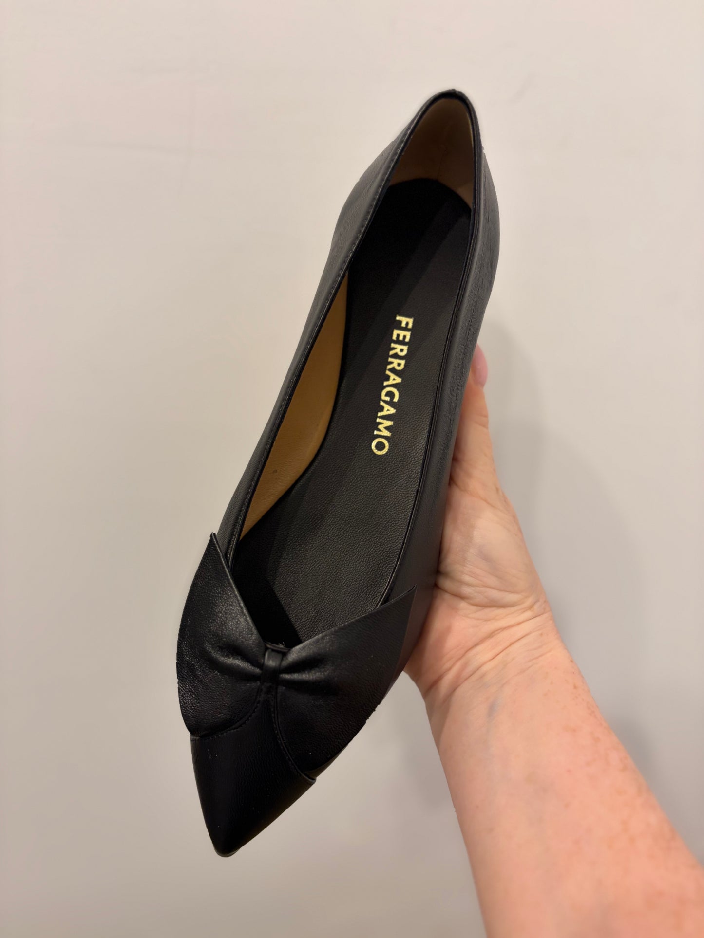 Ferragamo Gwen Black Lambskin Leather Bow Pointed Tow Flats - 7