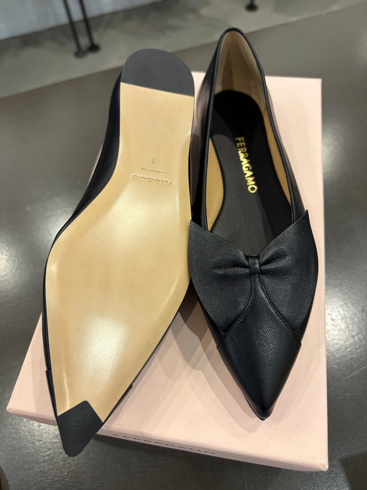 Ferragamo Gwen Black Lambskin Leather Bow Pointed Tow Flats - 7