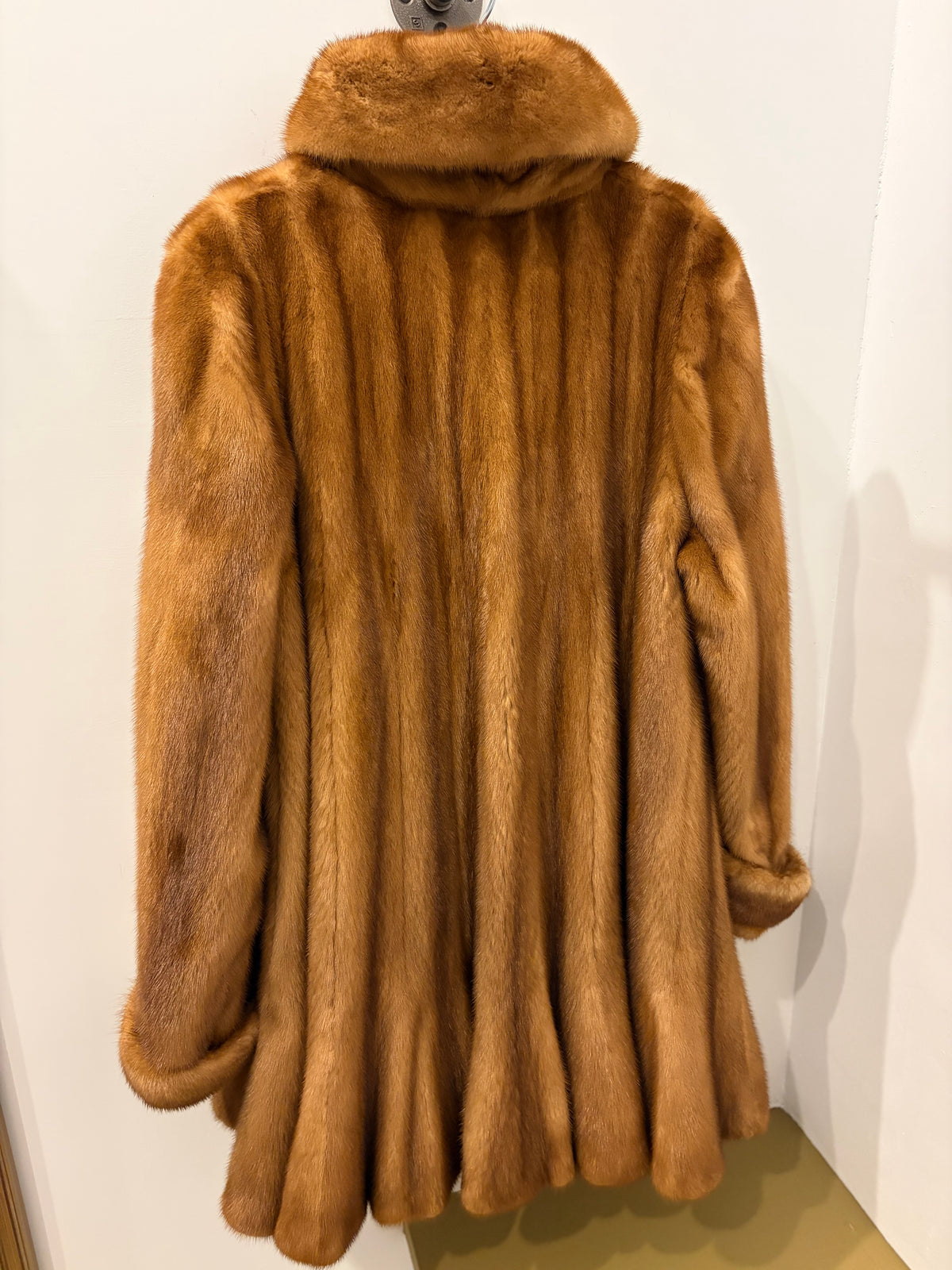Vintage Genuine Mink Swing Coat Honey Brown Oversized Collar M/L