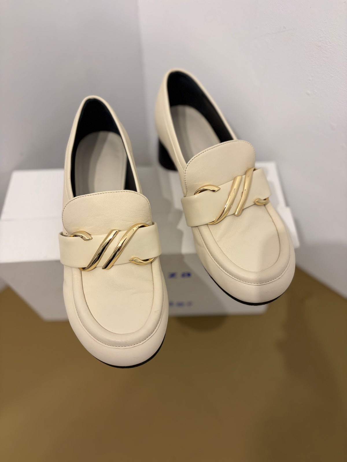 Proenza Schouler Monogram Cream Leather Heeled Loafers - 37.5