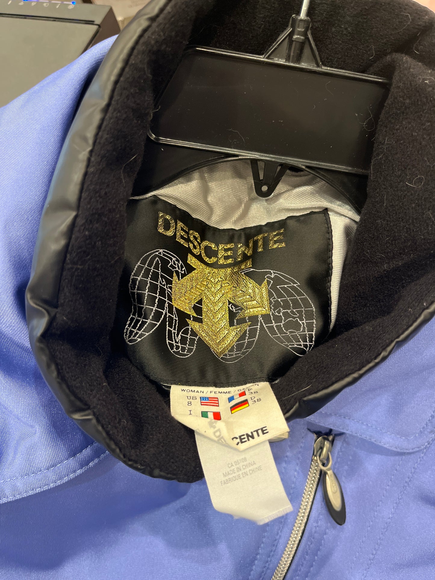 Descente insluated ski jacket periwinkle 8